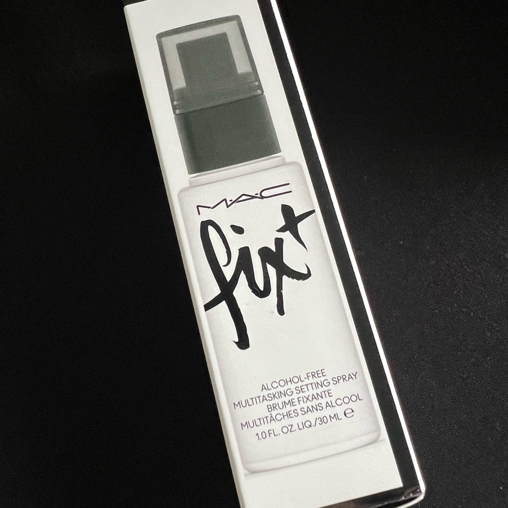 MAC Cosmetics Fix+ Multitasking Setting Spray - Black